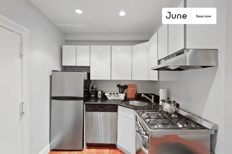2 BR in New York City