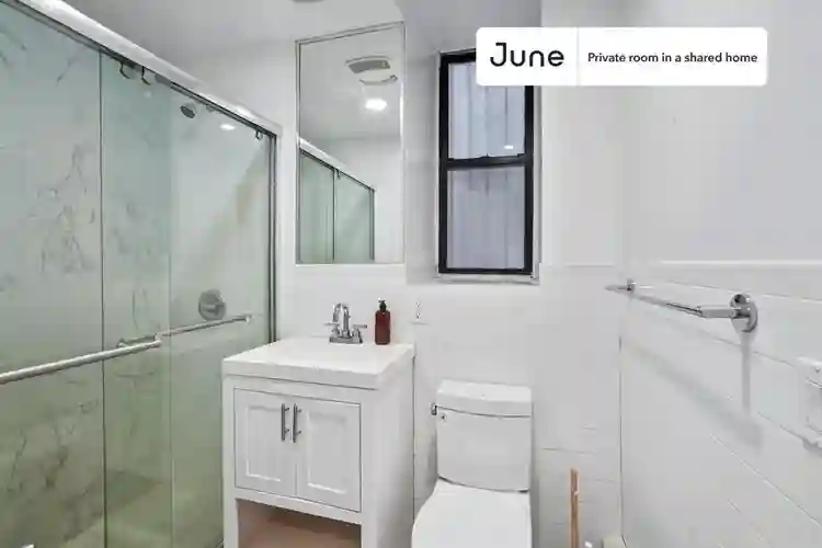 3 BR in New York City