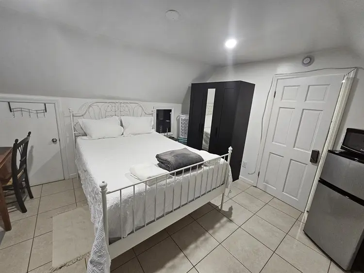 Room for rent