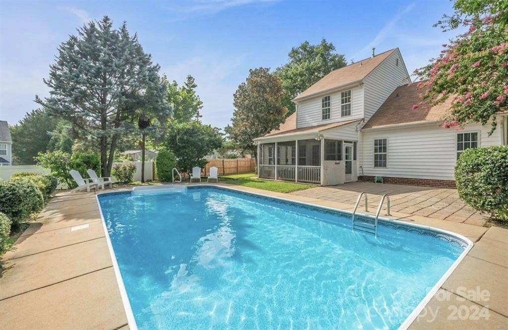 Furnished 4BR Home w/ Private Pool