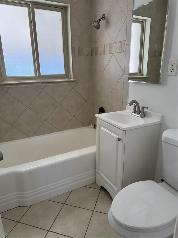Roomate Wanted!