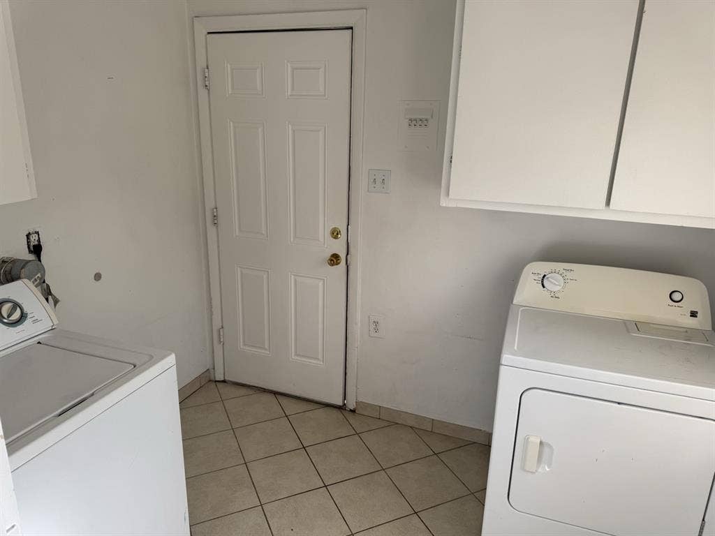 Roomate Wanted!