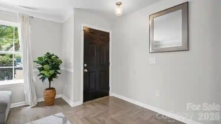 Master Suite Near UNCC + Pool