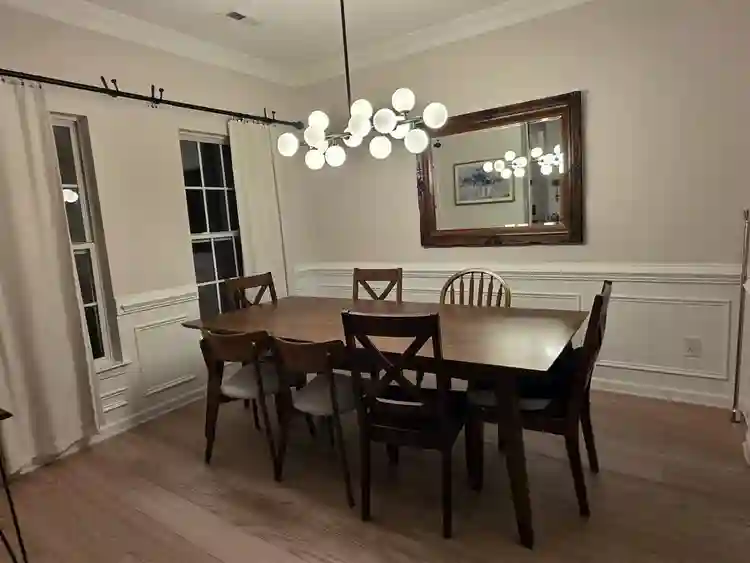 Rooms Near Lake Norman + Pool