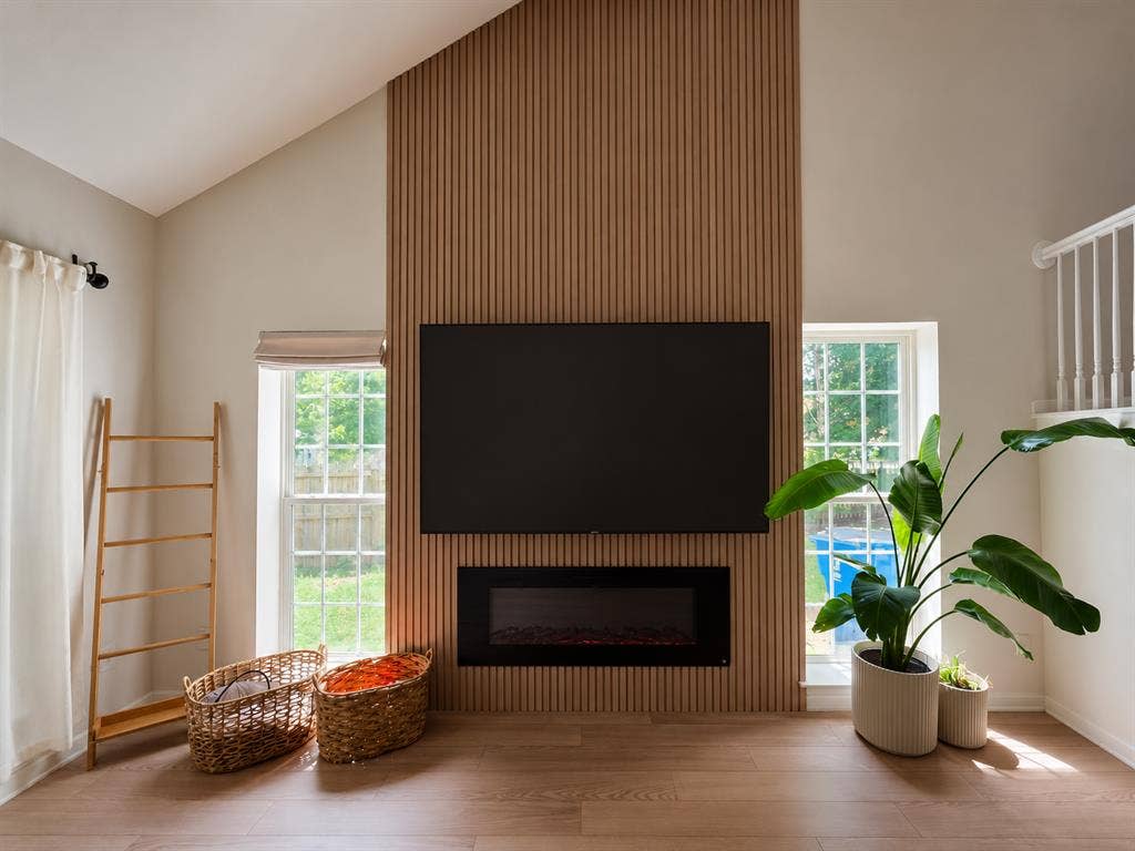 Rooms Near Lake Norman + Pool
