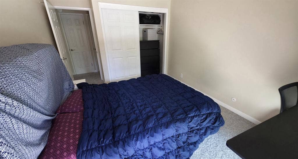 Great 1b1b 2350$ Gated Community