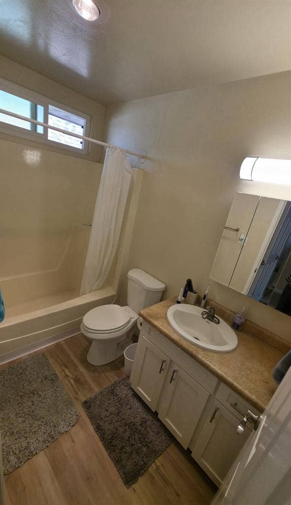 Great 1b1b 2350$ Gated Community