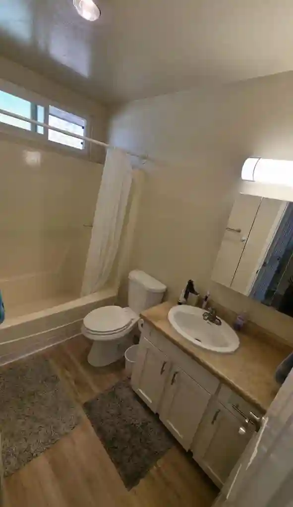 Great 1b1b 2350$ Gated Community