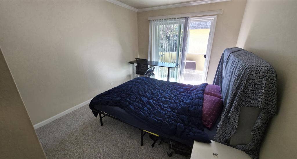 Great 1b1b 2350$ Gated Community