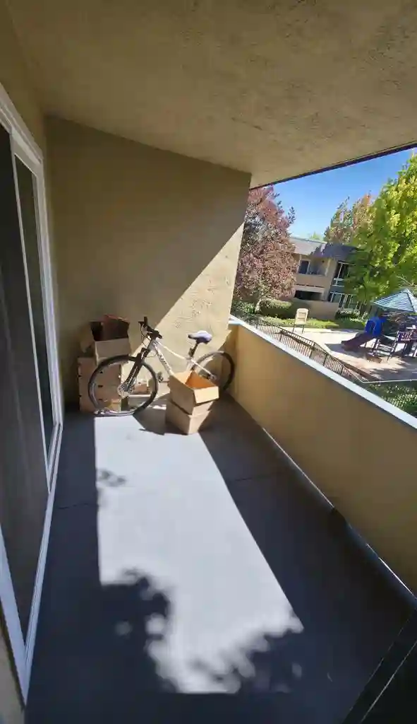Great 1b1b 2350$ Gated Community
