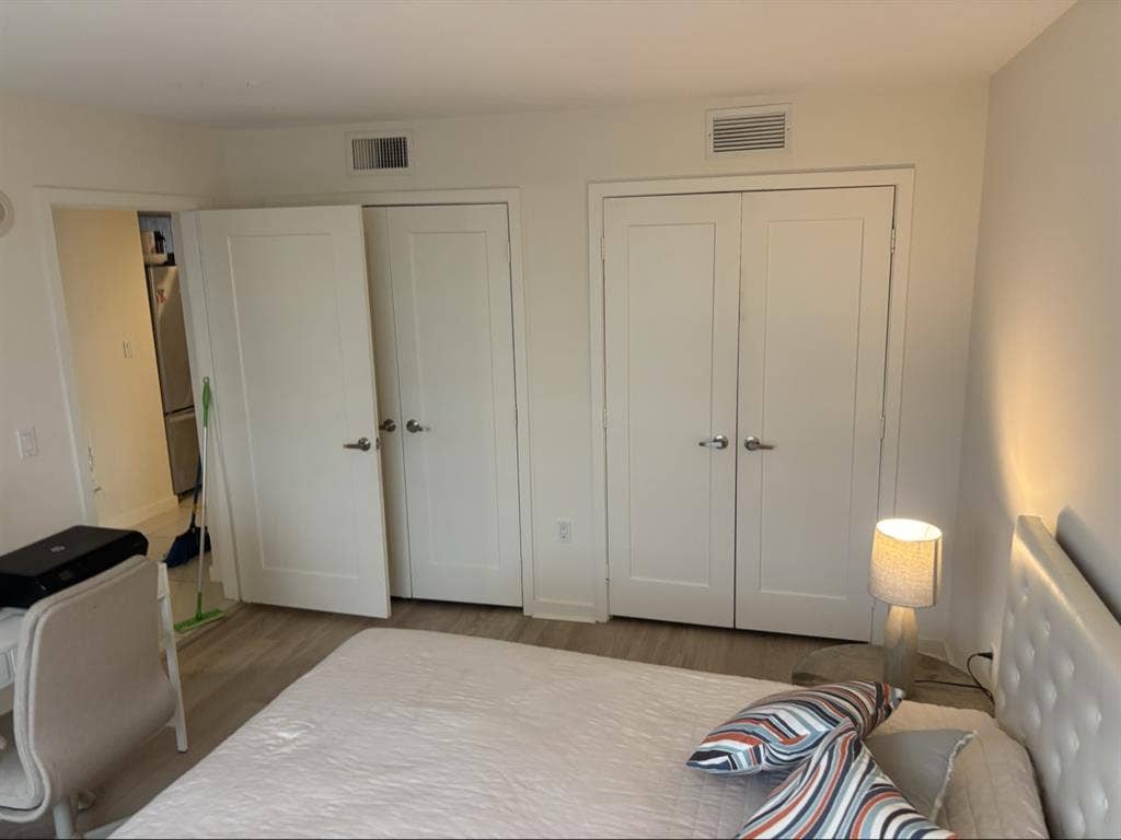 Private room - ocean view condo