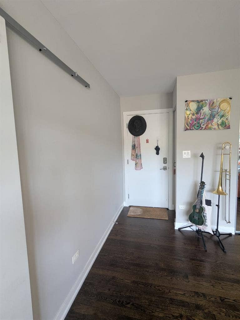 Sunny Studio in Edgewater