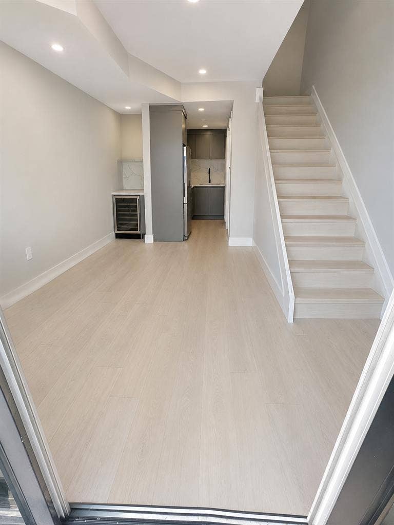Brand new custom garden suite