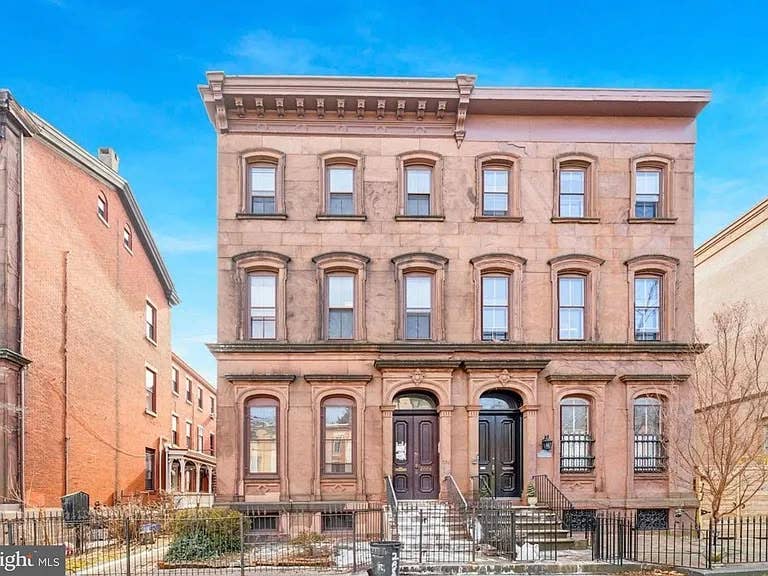 Furnished 1bed 1 bath available!