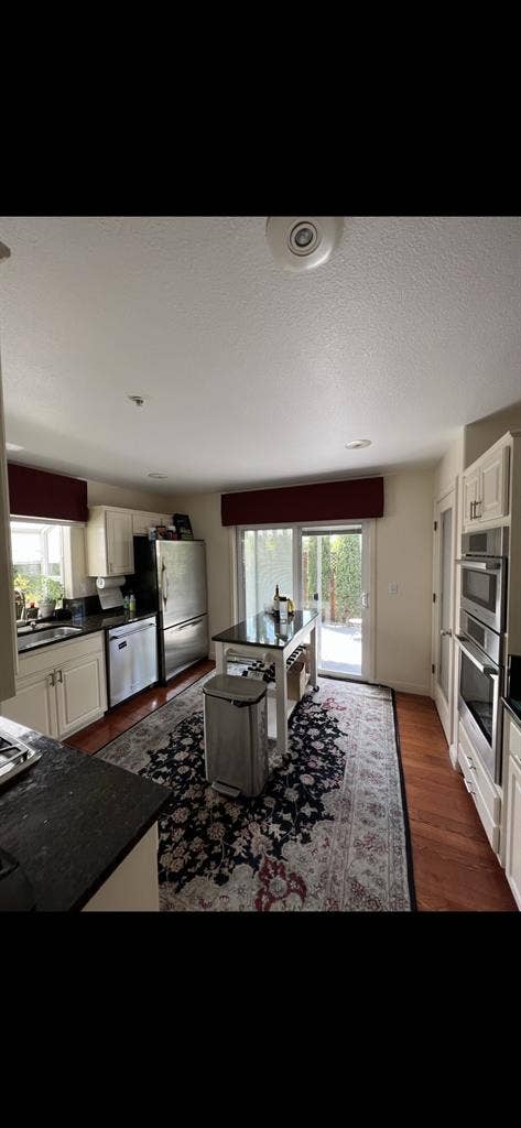 1 Room av. off Soscol Ave in Napa