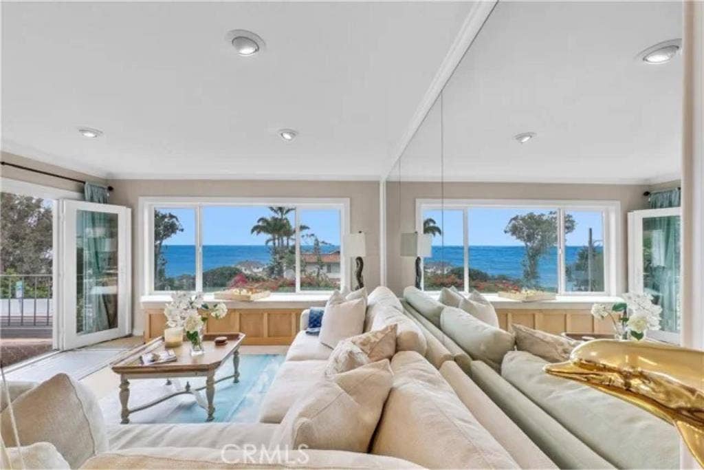 Luxury Oceanview Condo Laguna Beach