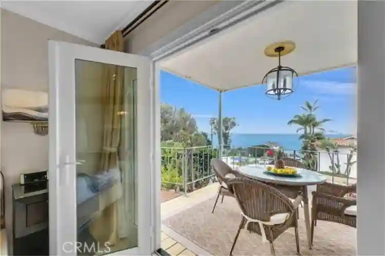Luxury Oceanview Condo Laguna Beach