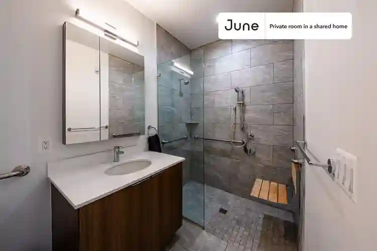 4 BR in Washington DC