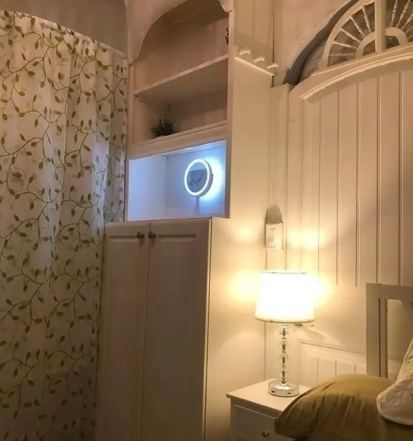 Hollywood Room for Rent – $750