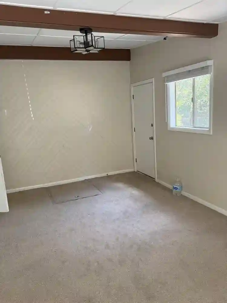 Room for Rent in House- October 1st