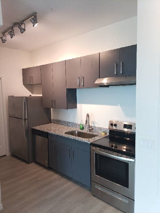$690 a month $100 deposit