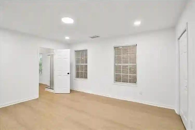 4 BR in Atlanta