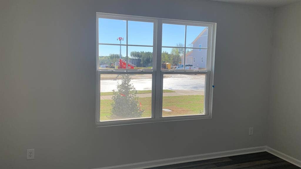 4 BR in Apex