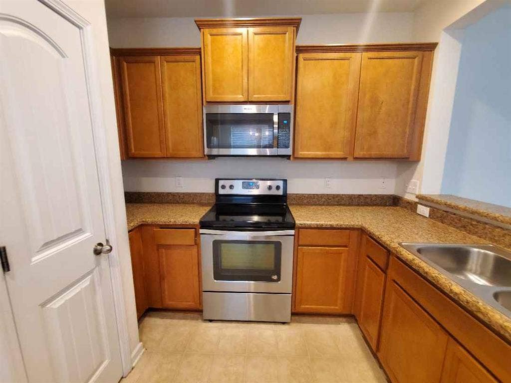 3 BR in Raleigh