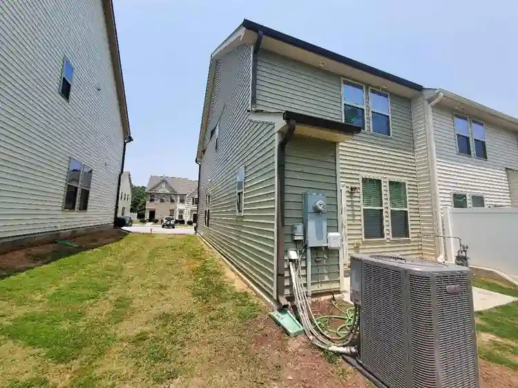 3 BR in Raleigh
