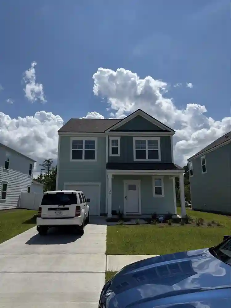 Looking for another roomate