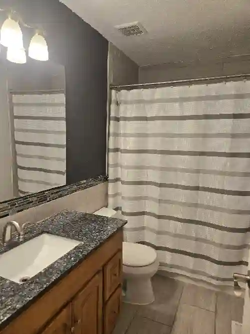 Private 1 bedroom, 1 bath