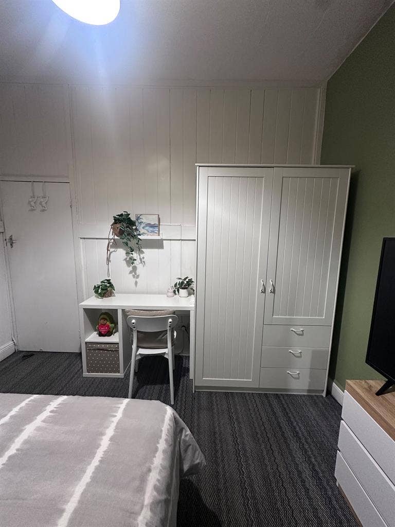 Private room in Petersham