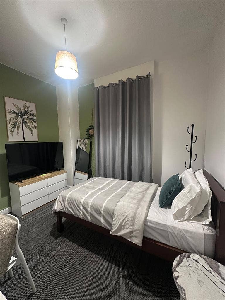 Private room in Petersham
