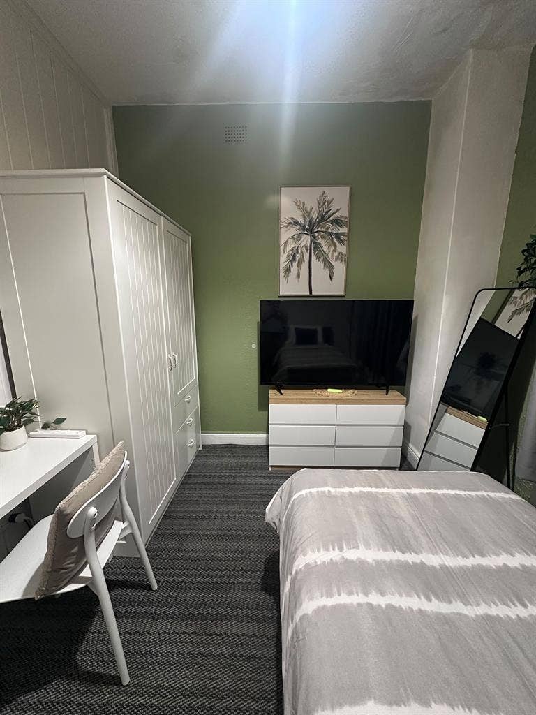 Private room in Petersham