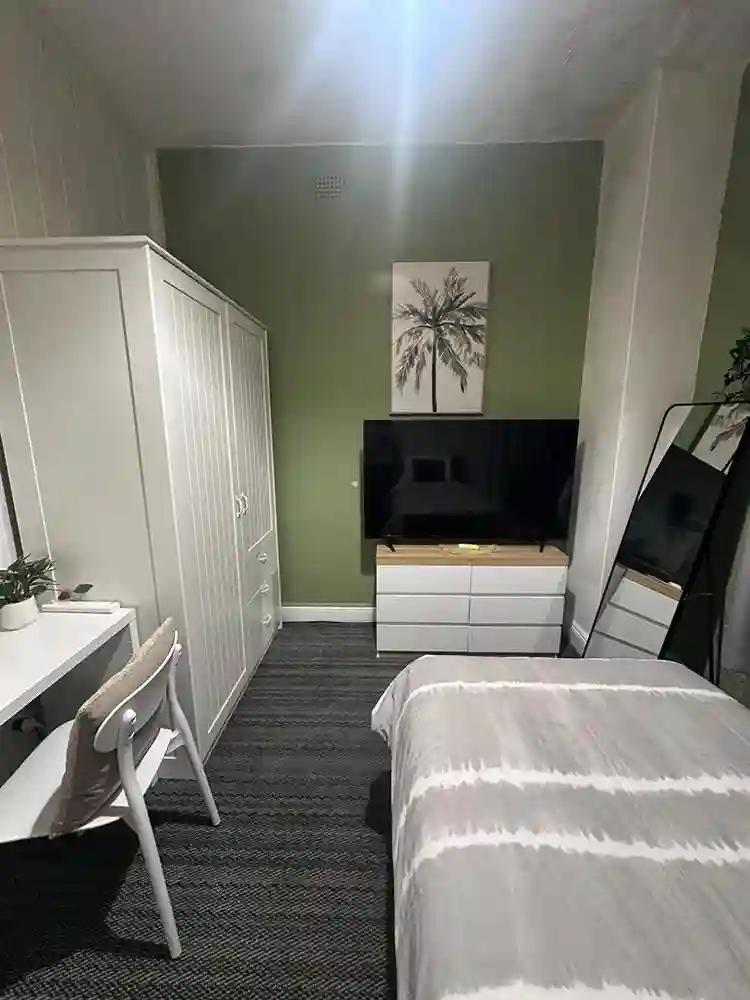 Private room in Petersham