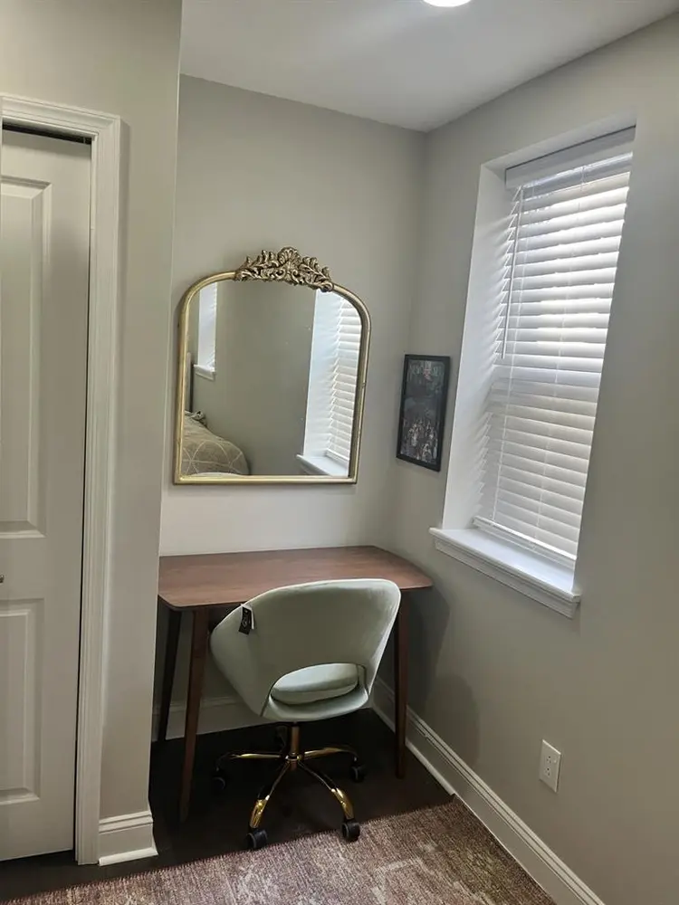 Fully furnished room in west Philly