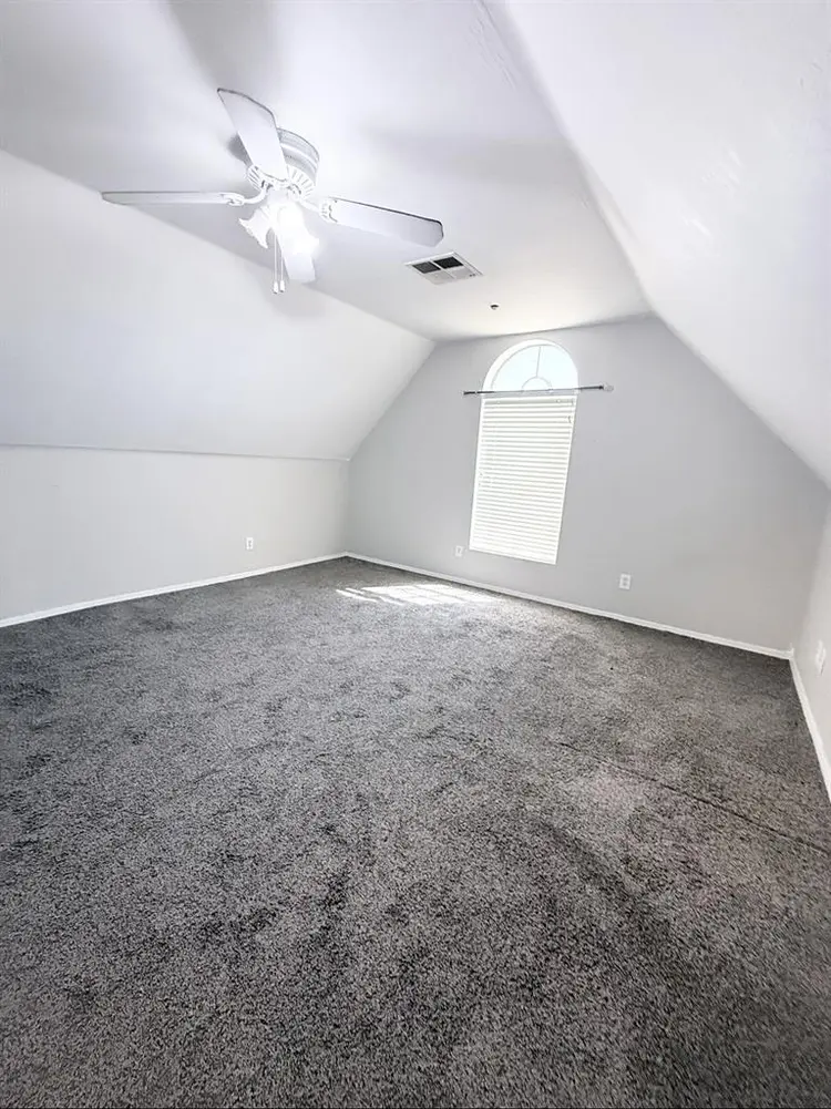 Private Room - Utilities Included