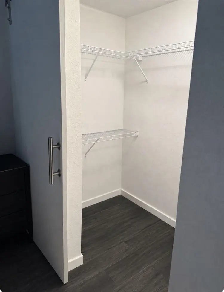 Roommate wanted