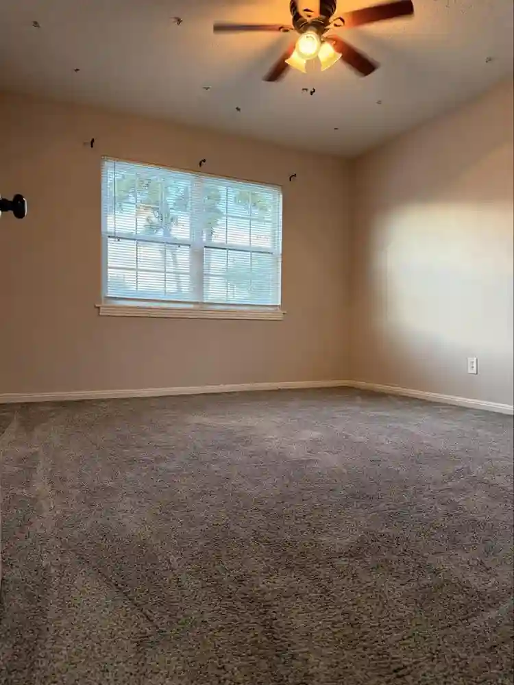 Room with utilities included