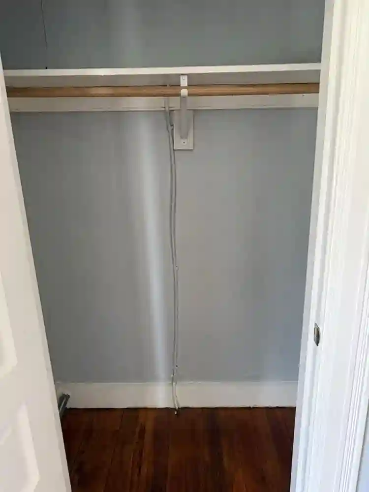 850 RENT LEASE TAKEOVER