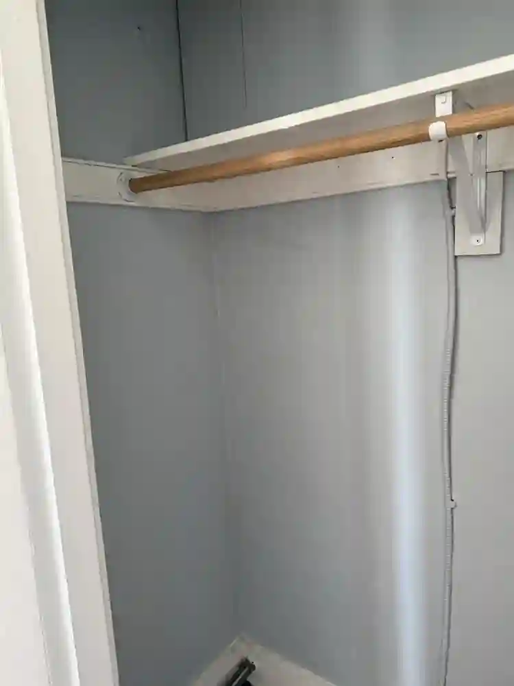 850 RENT LEASE TAKEOVER