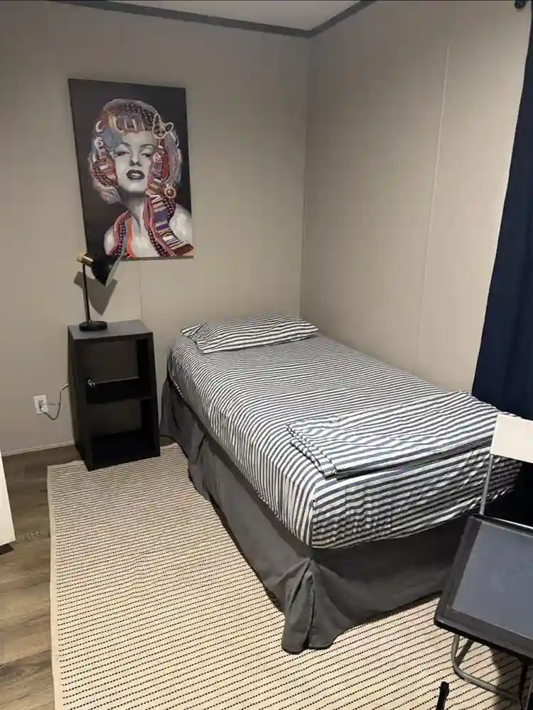 Rent room