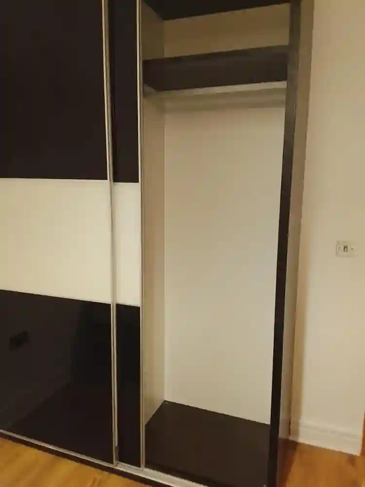 Looking for a room mate/650 euro