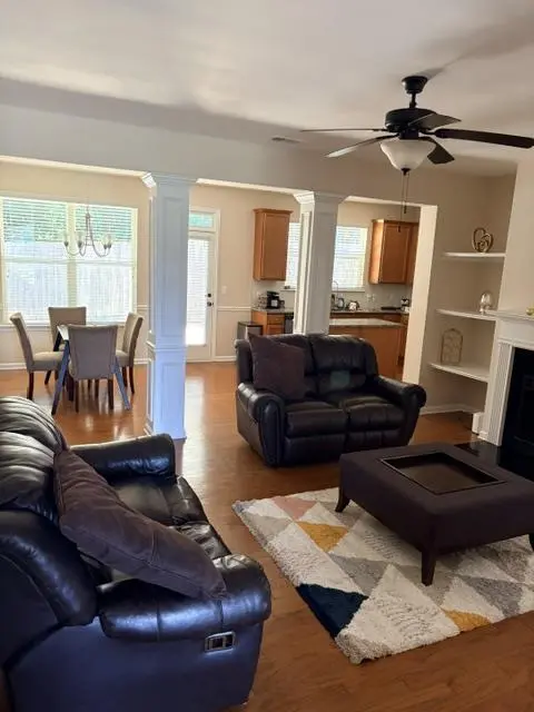 Clean & Quiet Furnished Room