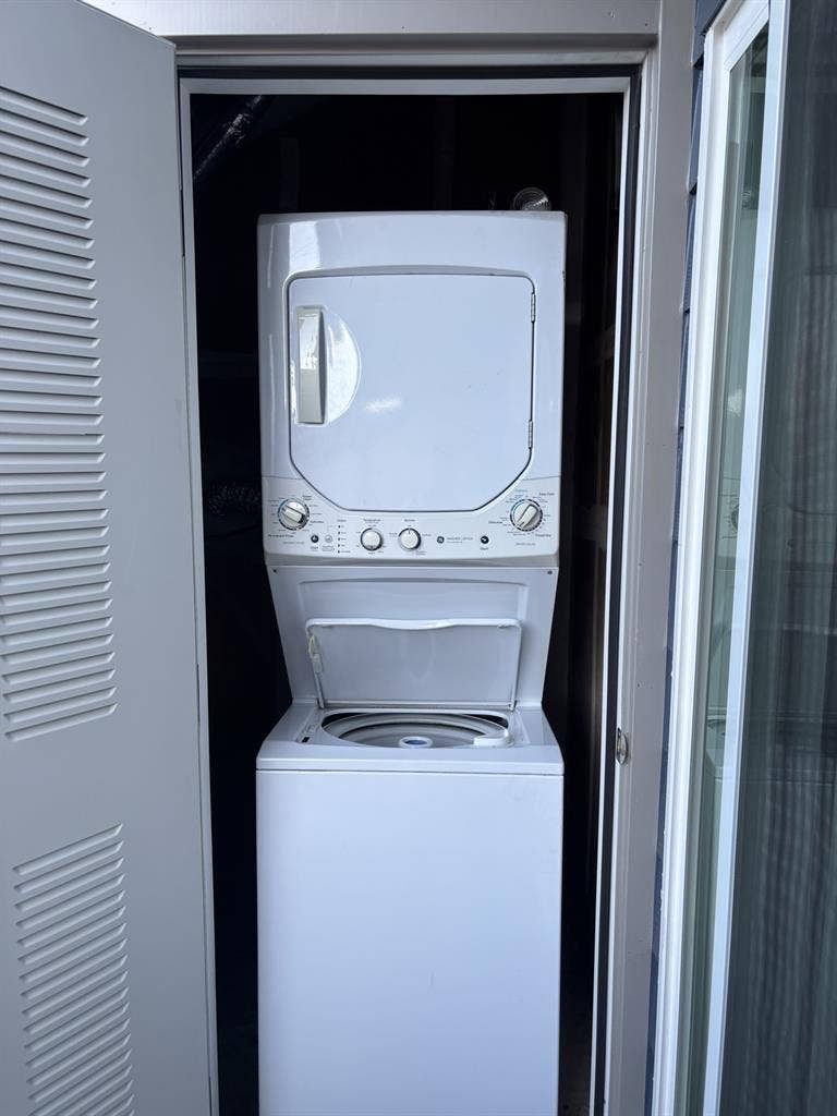 Room for Rent - Private Room & Bath