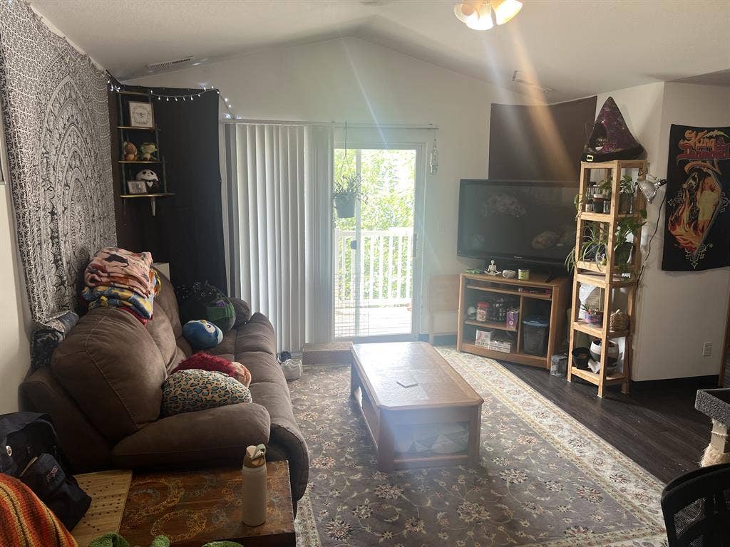 2 Bed / 2 Bath suite available now!
