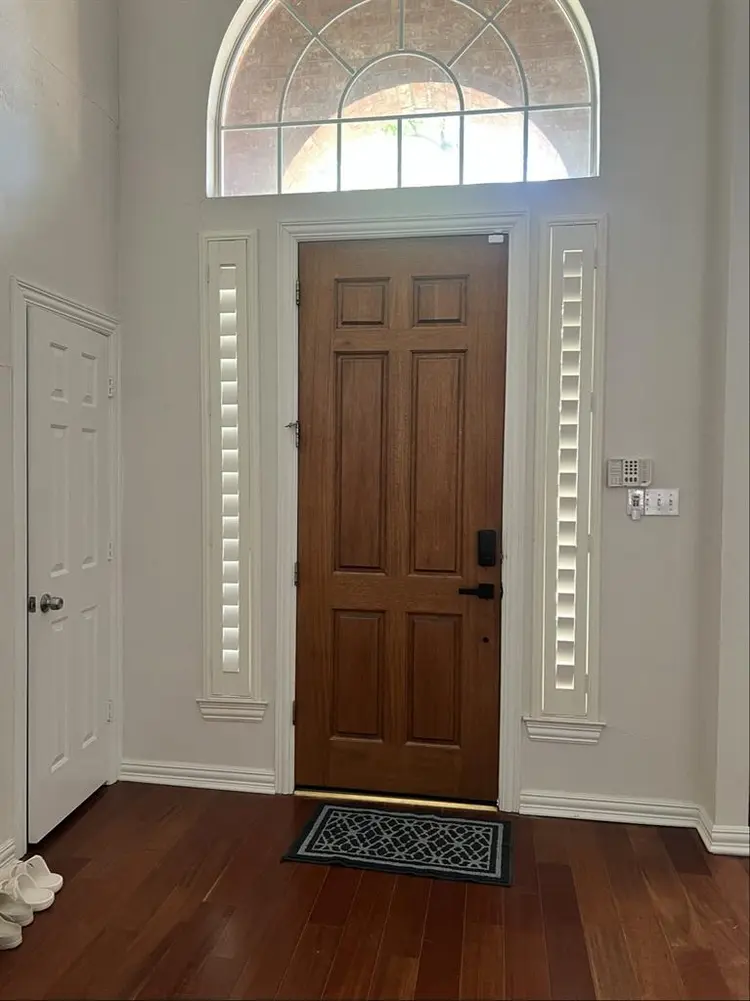 2 private rooms for rent!!!
