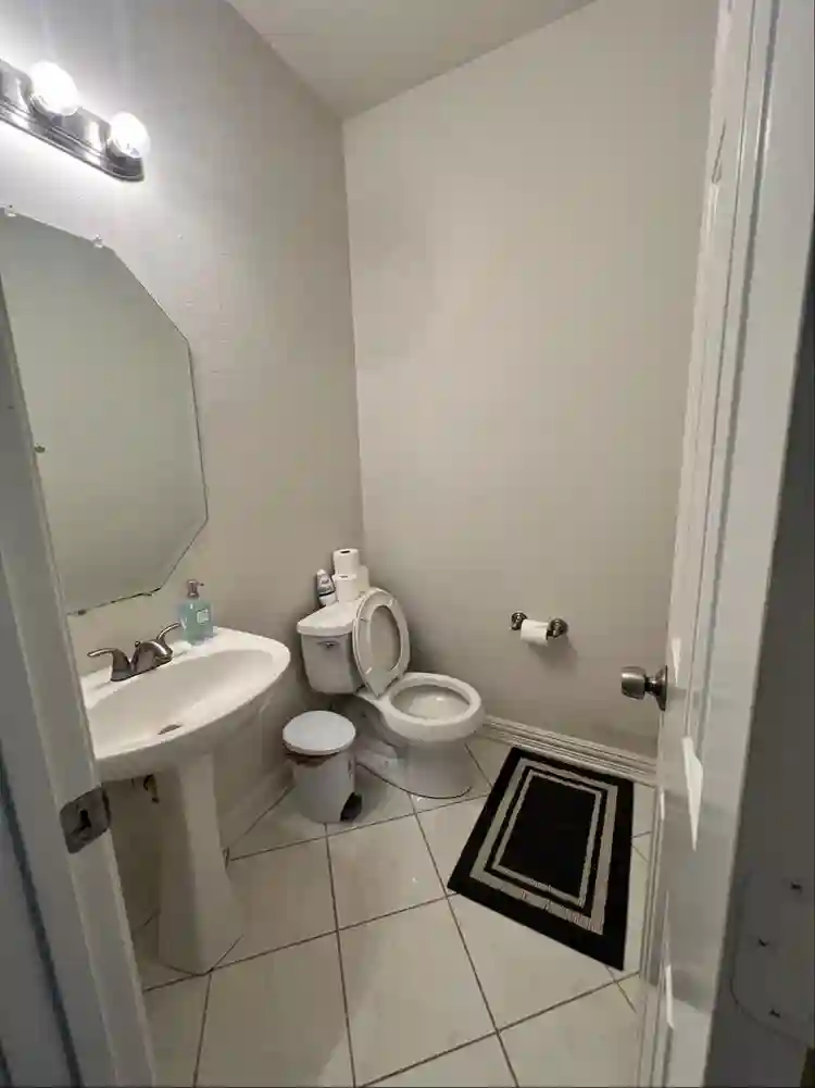 2 private rooms for rent!!!