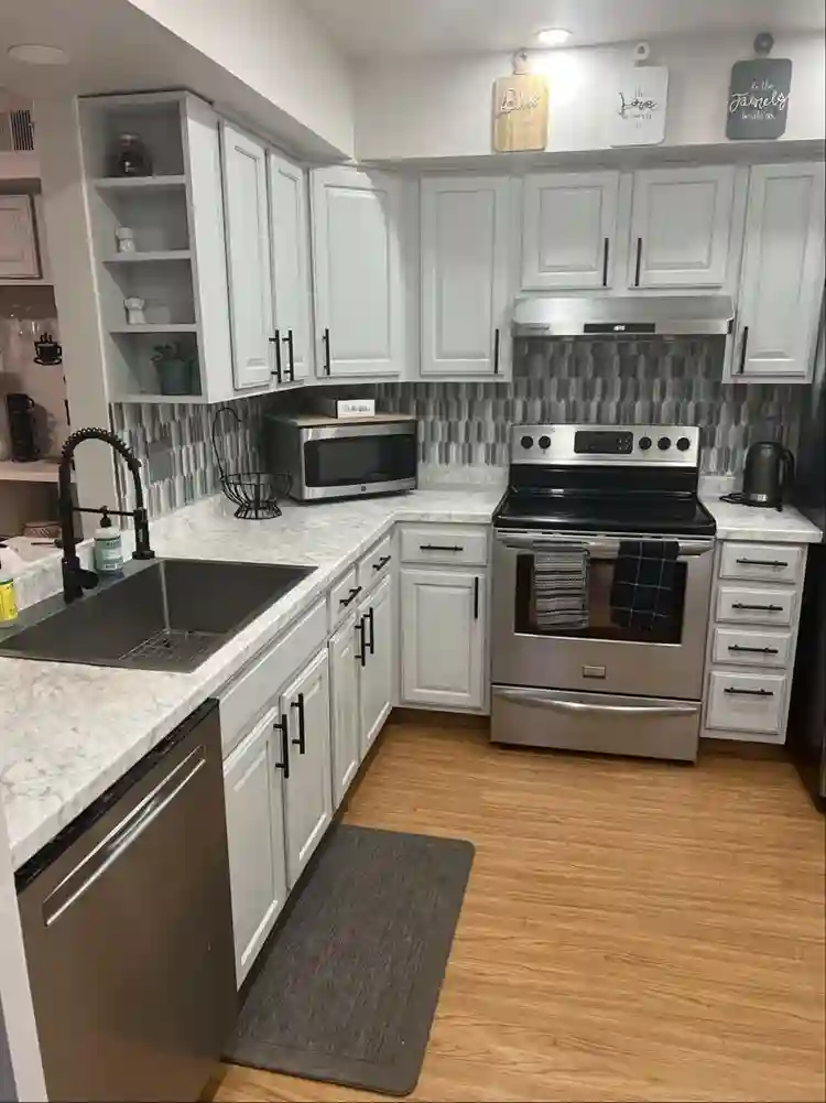 Cozy Upscale Room Rental
