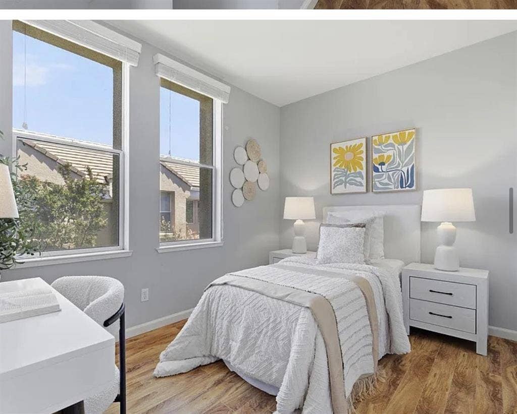 Spacious Room in 3 bedroom Home